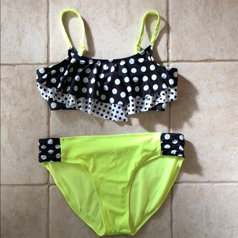 Girls Swim
